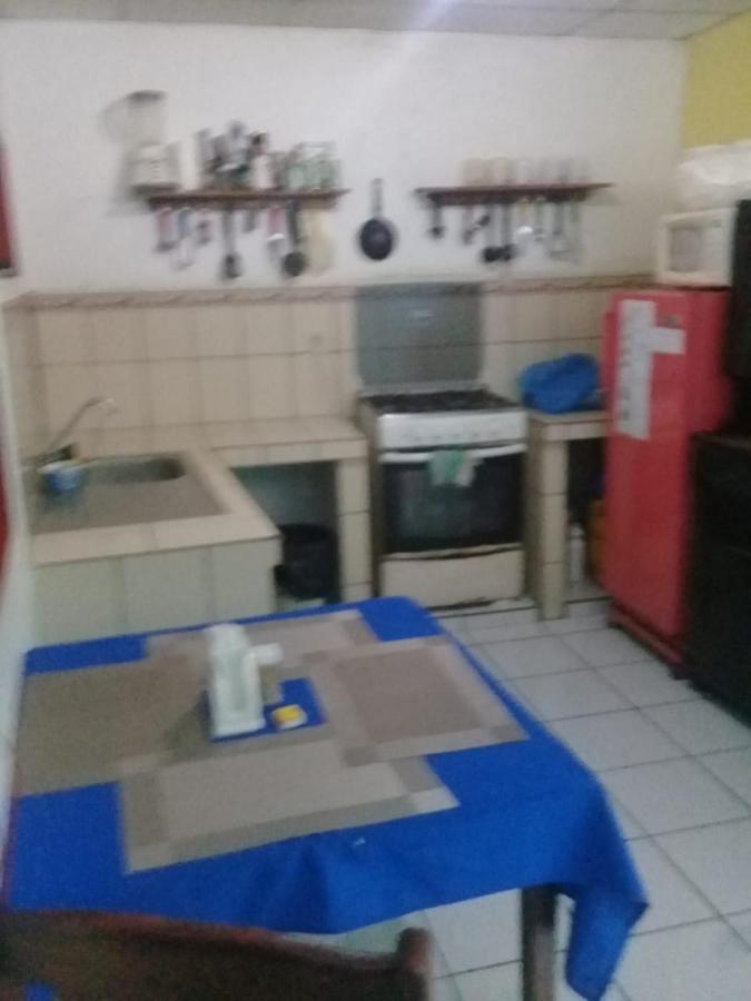 Hostal Casa Pilar 마사야 외부 사진